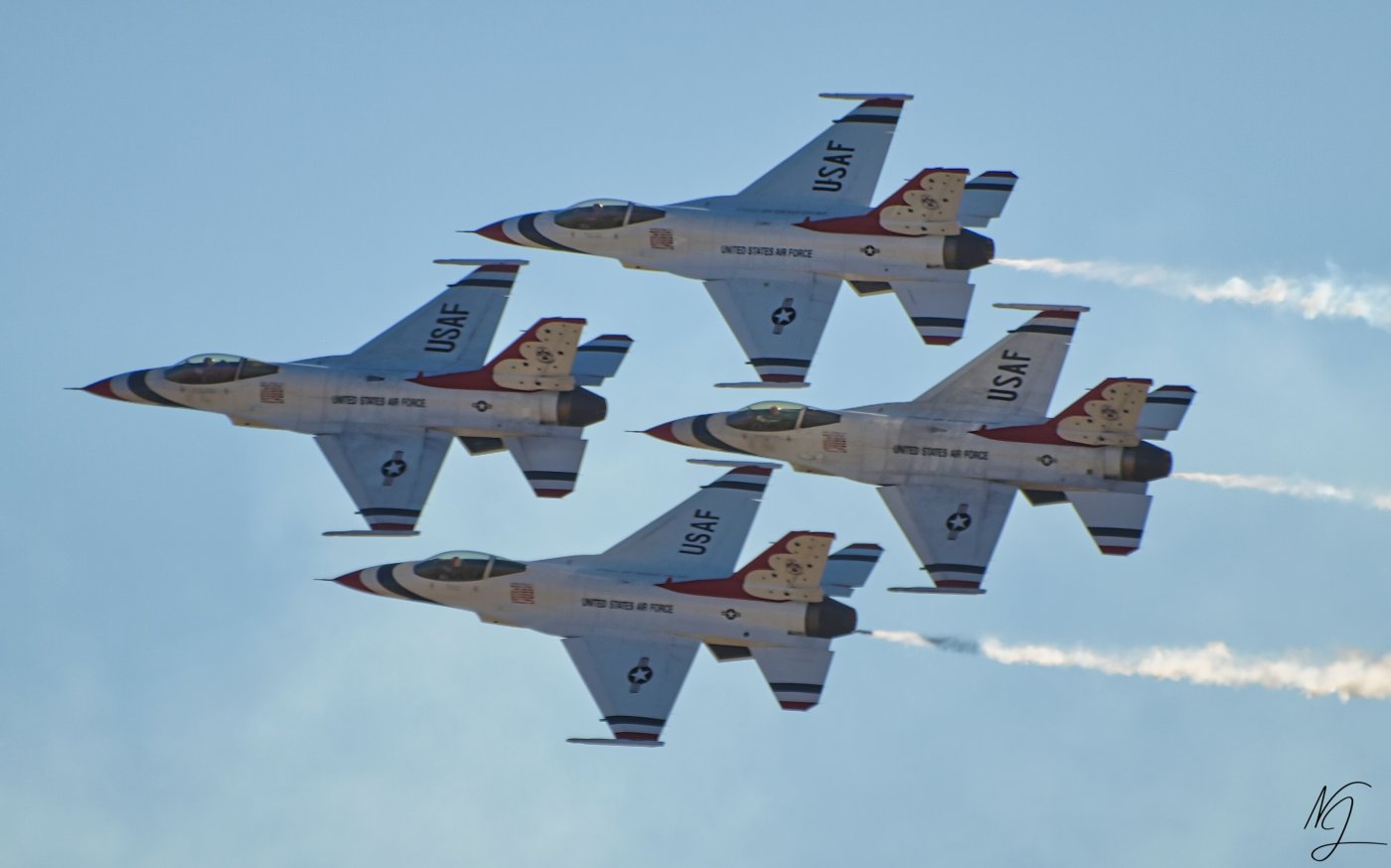 U.S Air Force Thunderbirds (Delta Formation)